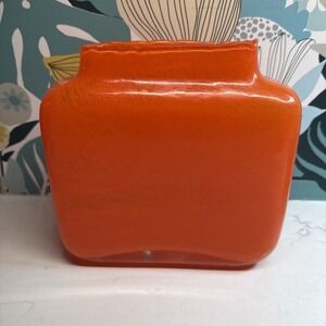 Crate & Barrel Lorrie Art Glass Handblown Flex Orange Vase 7.5"tX8"wX3"D Tag